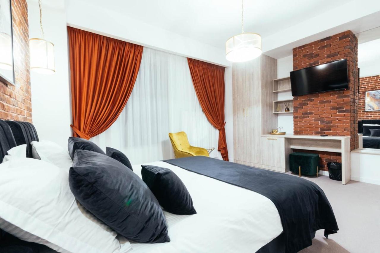 Liane Boutique Hotel Campulung Moldovenesc Exterior photo